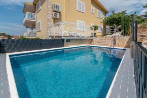 Apartments Kapetan